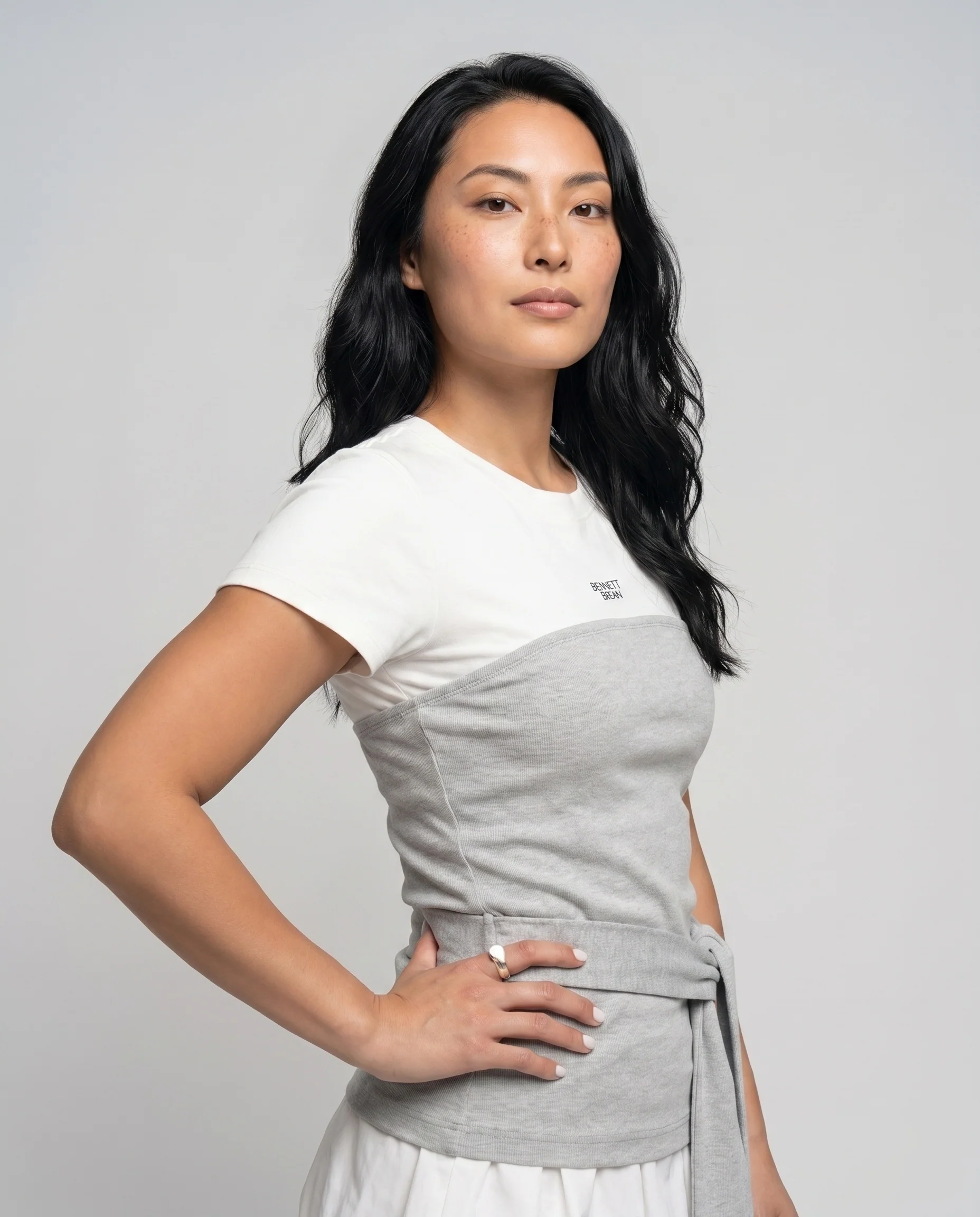 Damen nan kurzärmliges Top mit integriertem Strick-Bustier und Taillengürtel - Image 2
