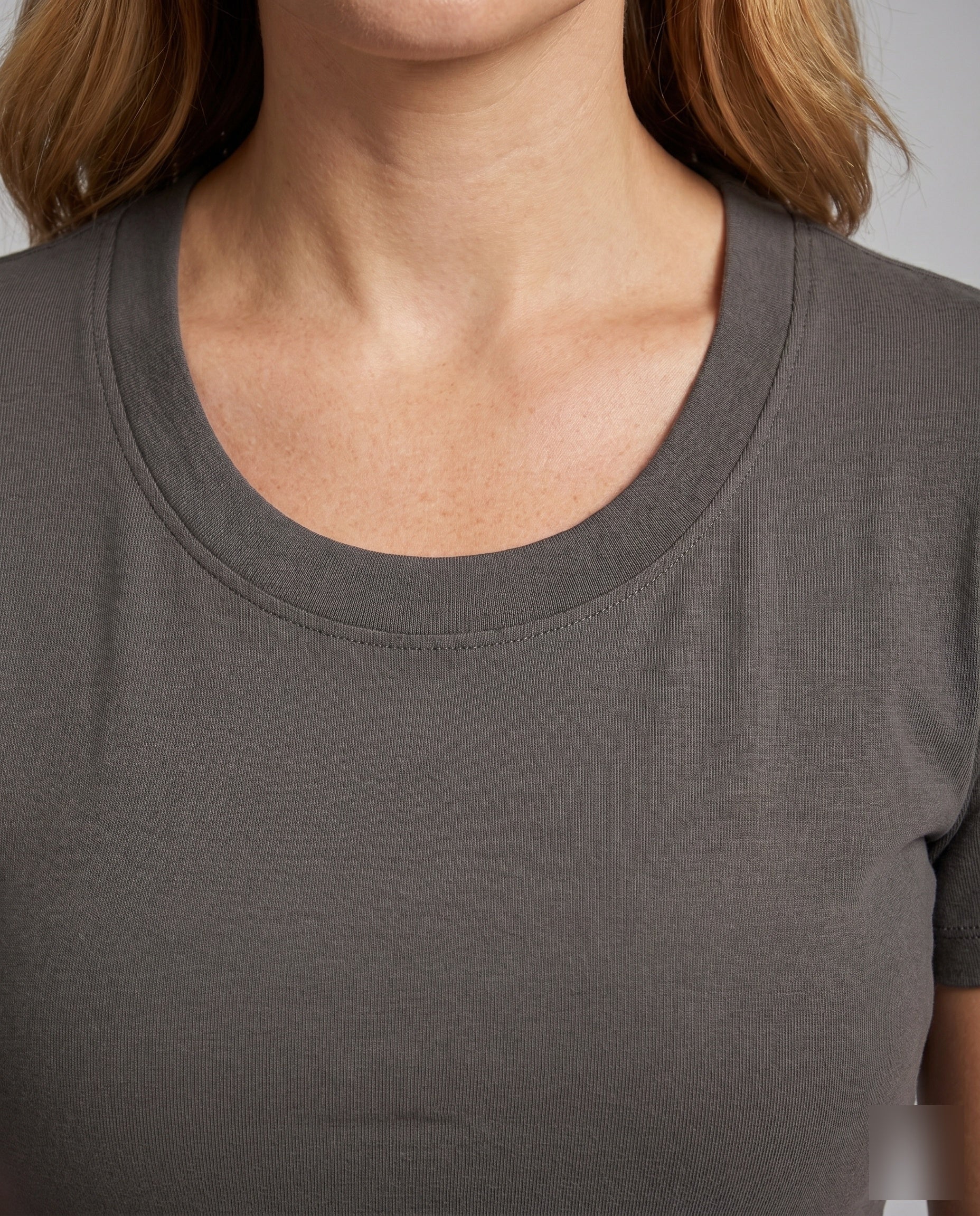 Damen nan kurzes Boxy-Shirt aus Baumwollmix mit Rundhalsausschnitt - Image 3
