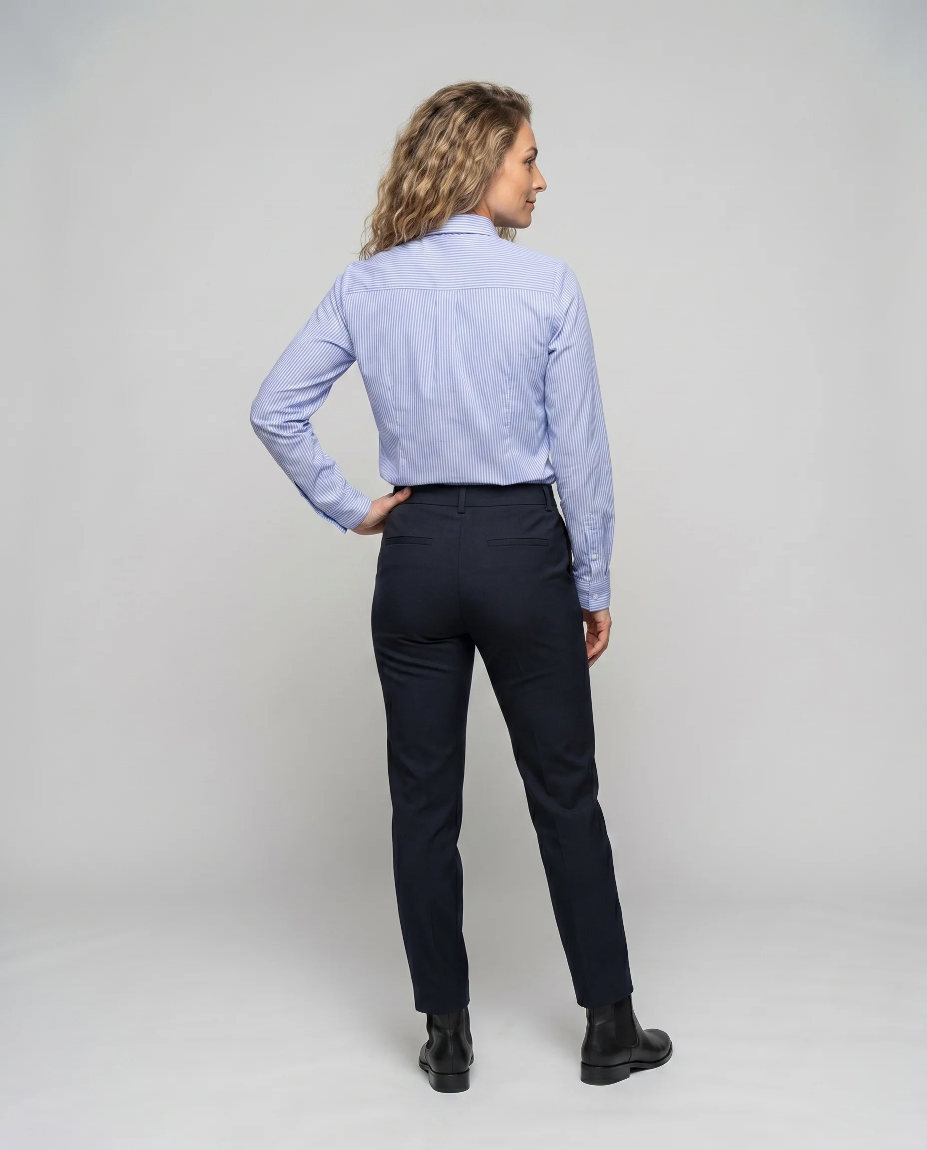 Damen nan lässige Hemdbluse mit Schleifenkragen, feinem Streifenmuster und langen Manschetten - Image 4