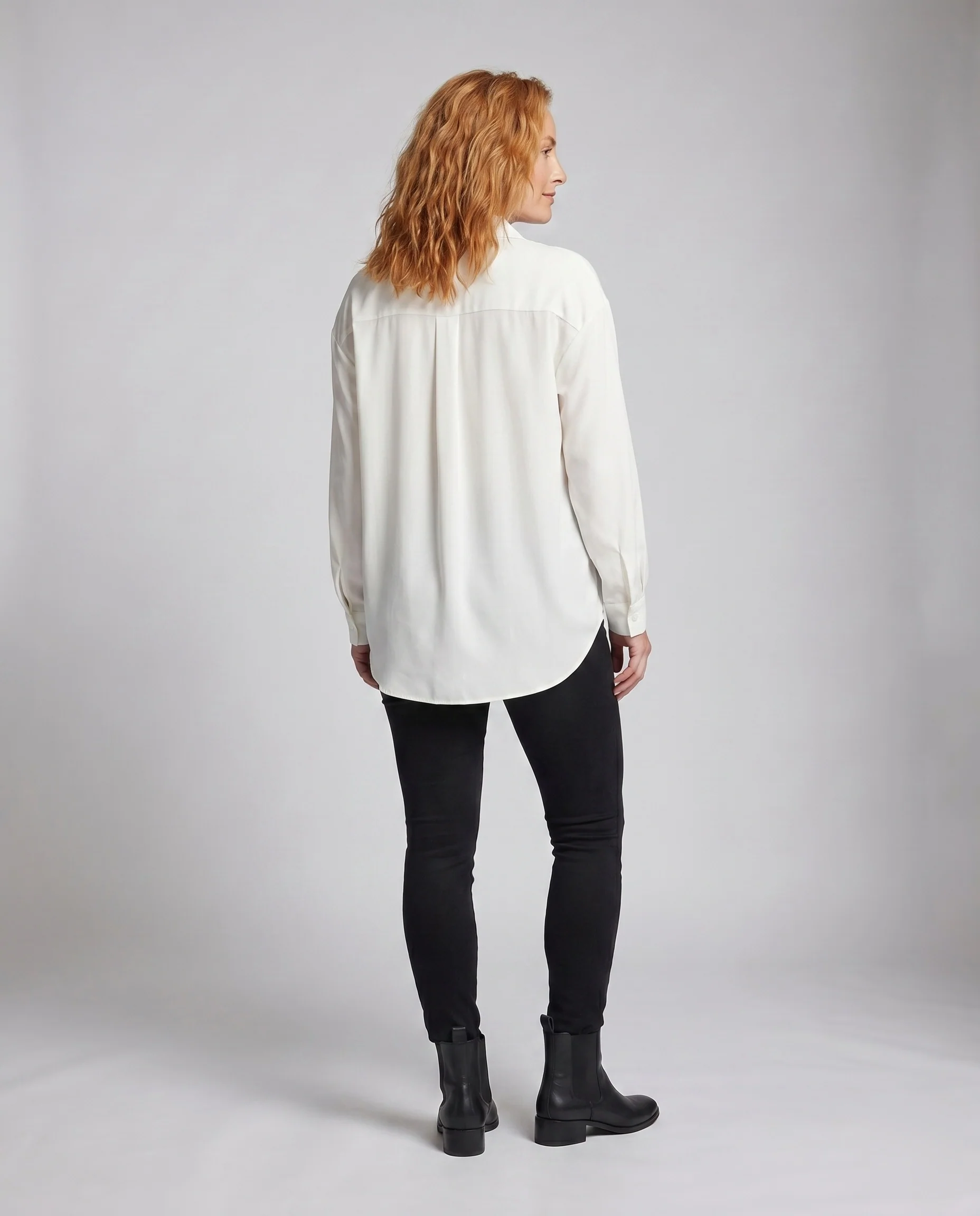 Damen nan Longline-Hemd mit kastigem Schnitt, Kentkragen, abgerundetem Saum und verlängerten Manschetten - Image 4
