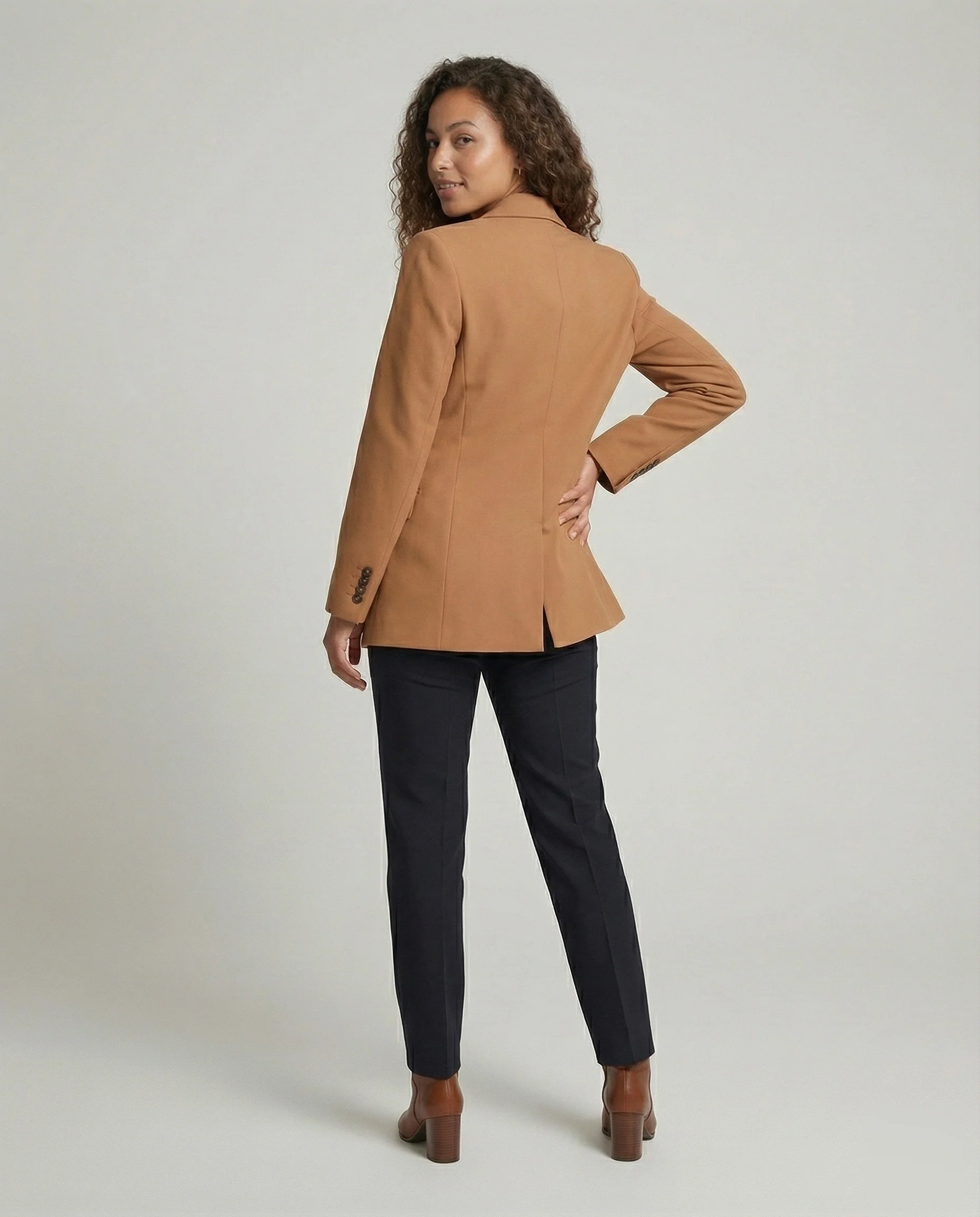 Damen Seriöse Bügelfaltenhose Anzug-Set - Image 3