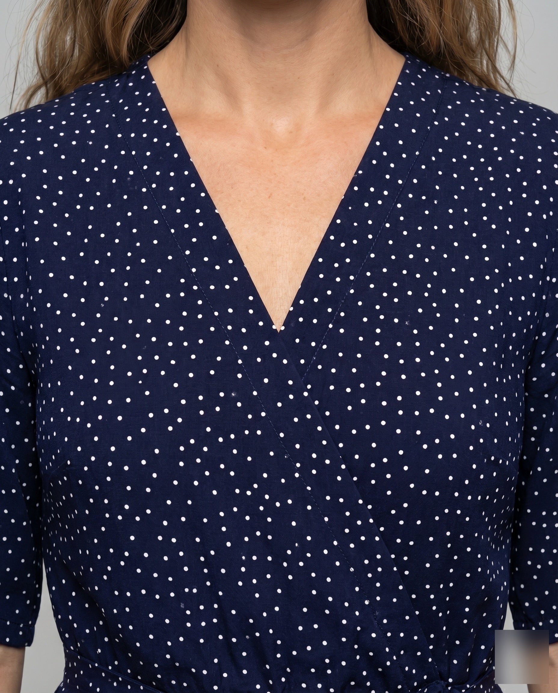 Damen Pünktchen-Midikleid Faux-Wickel Elastische Taille A-Linie - Image 3