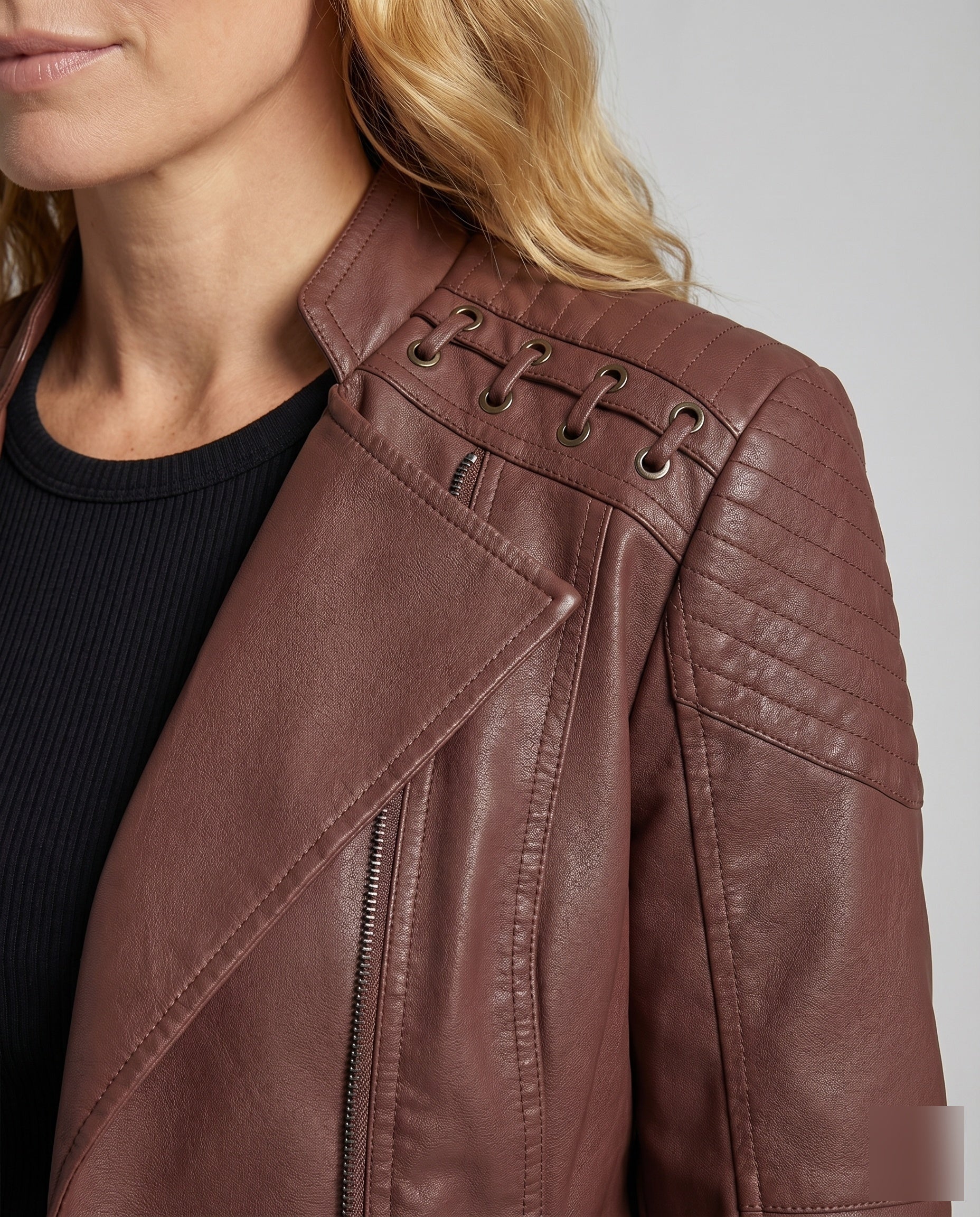 Damen Bikerjacke Kunstleder Ösenschnürung Gesteppte Passe - Image 3