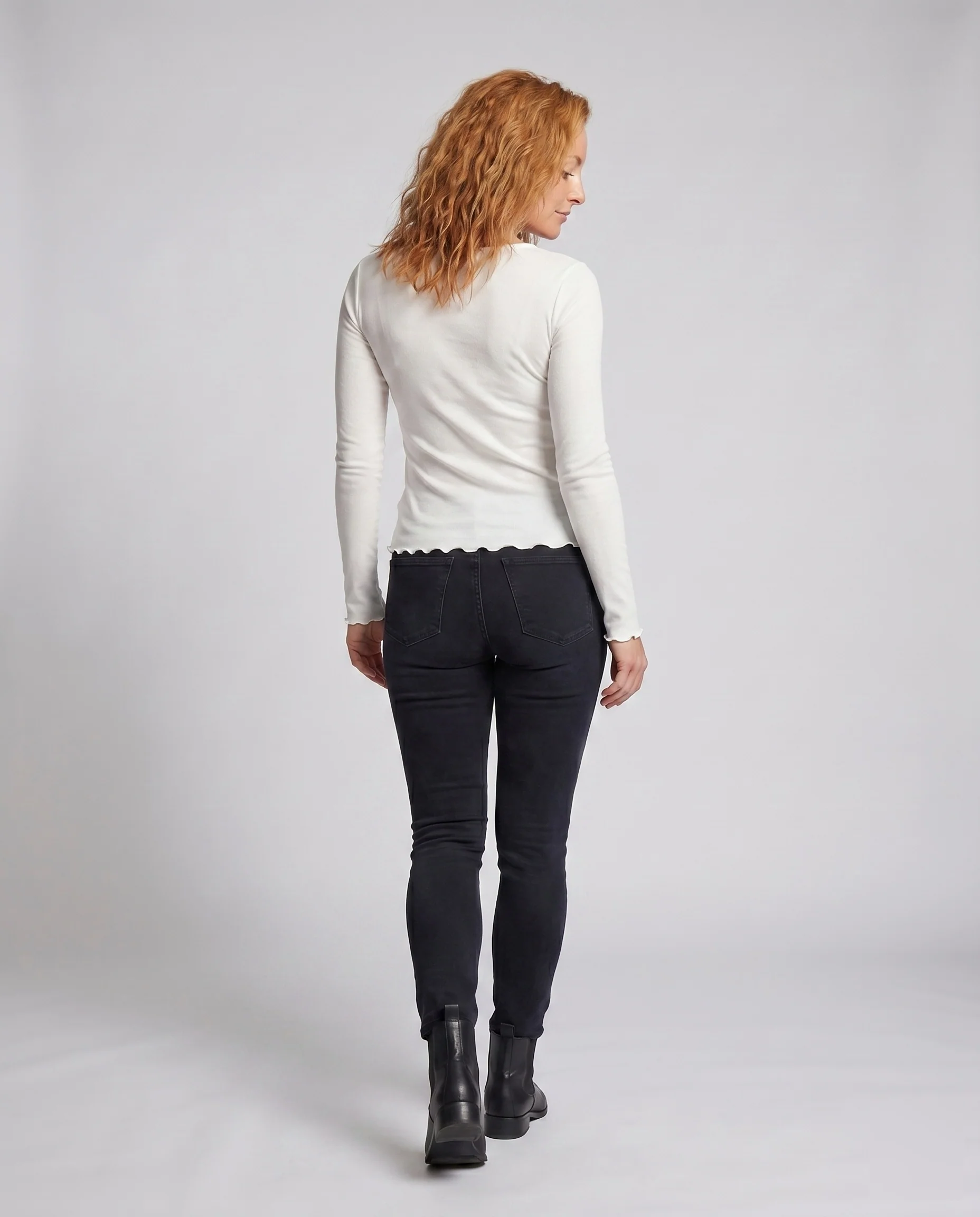 Damen nan schmales Henley-Top aus feinem Modaljersey mit Druckknopfleiste und welligem Saum - Image 4