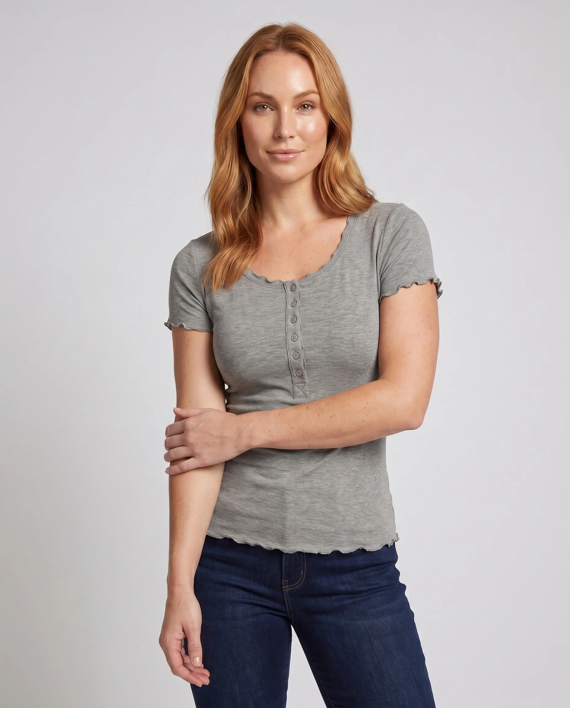 Damen nan tailliertes Kurzarm-Henleyshirt aus geripptem Baumwollmix mit welligem Saum - Image 2