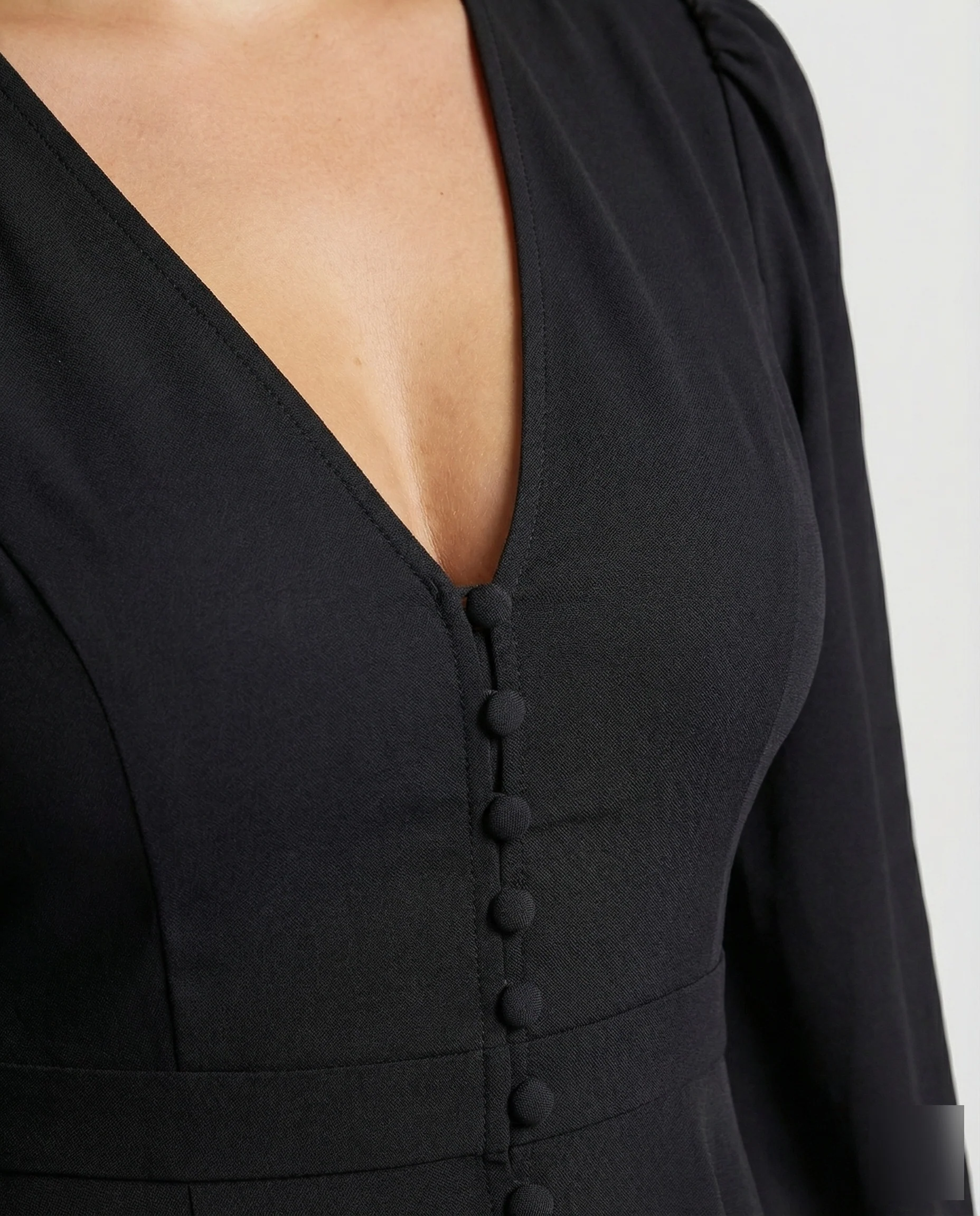 Damen tailliertes V-Ausschnitt-Kleid mit Puffärmeln - Image 3