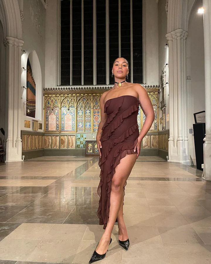 Damen Off-Shoulder Minikleid mit asymmetrischem Rüschensaum R&B - Image 7