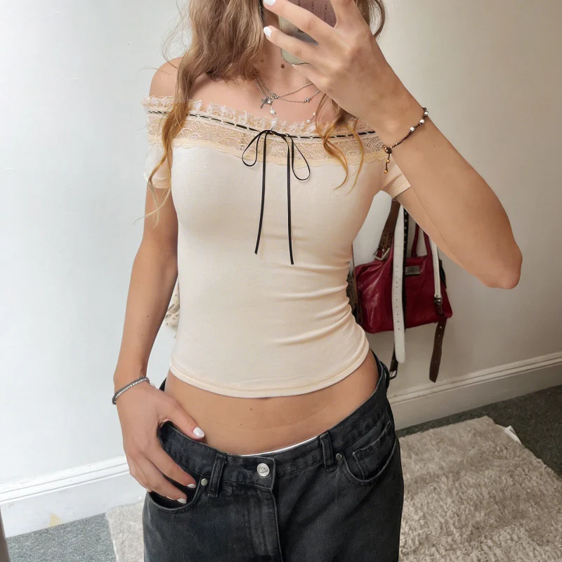 Damen Off-Shoulder Oberteil mit Spitzenverzierungen und taillierter Passform R&B - Image 3
