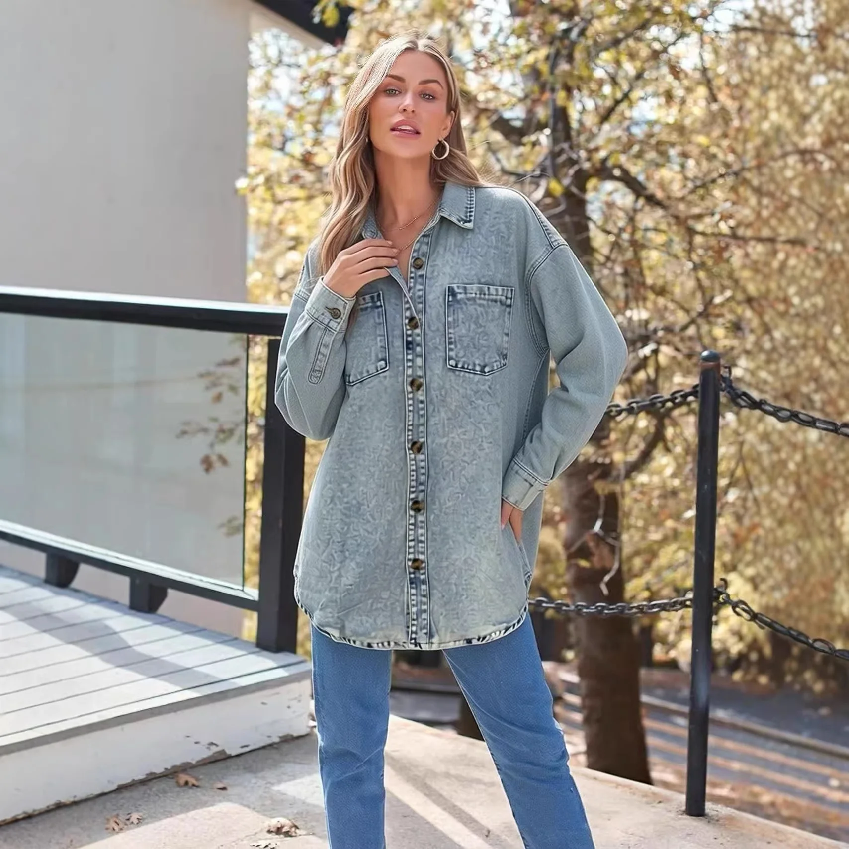 Damen Oversized Denim-Hemd mit aufgesetzten Taschen R&B - Image 4
