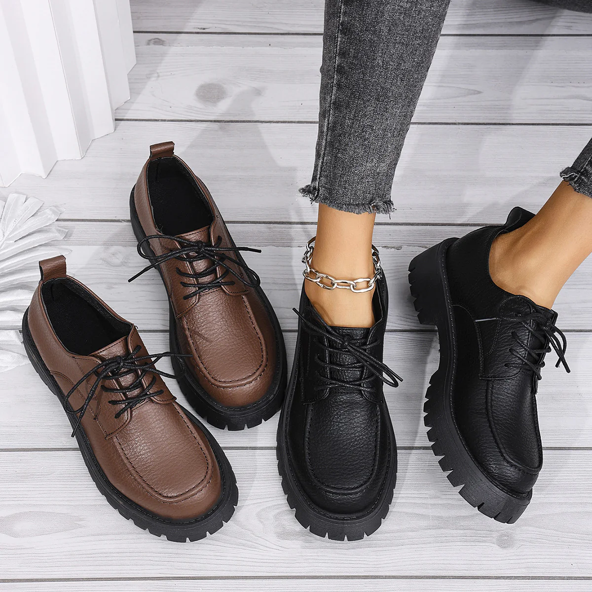 Damen Retro-Look Schnürschuhe mit rutschfester Profilsohle R&B