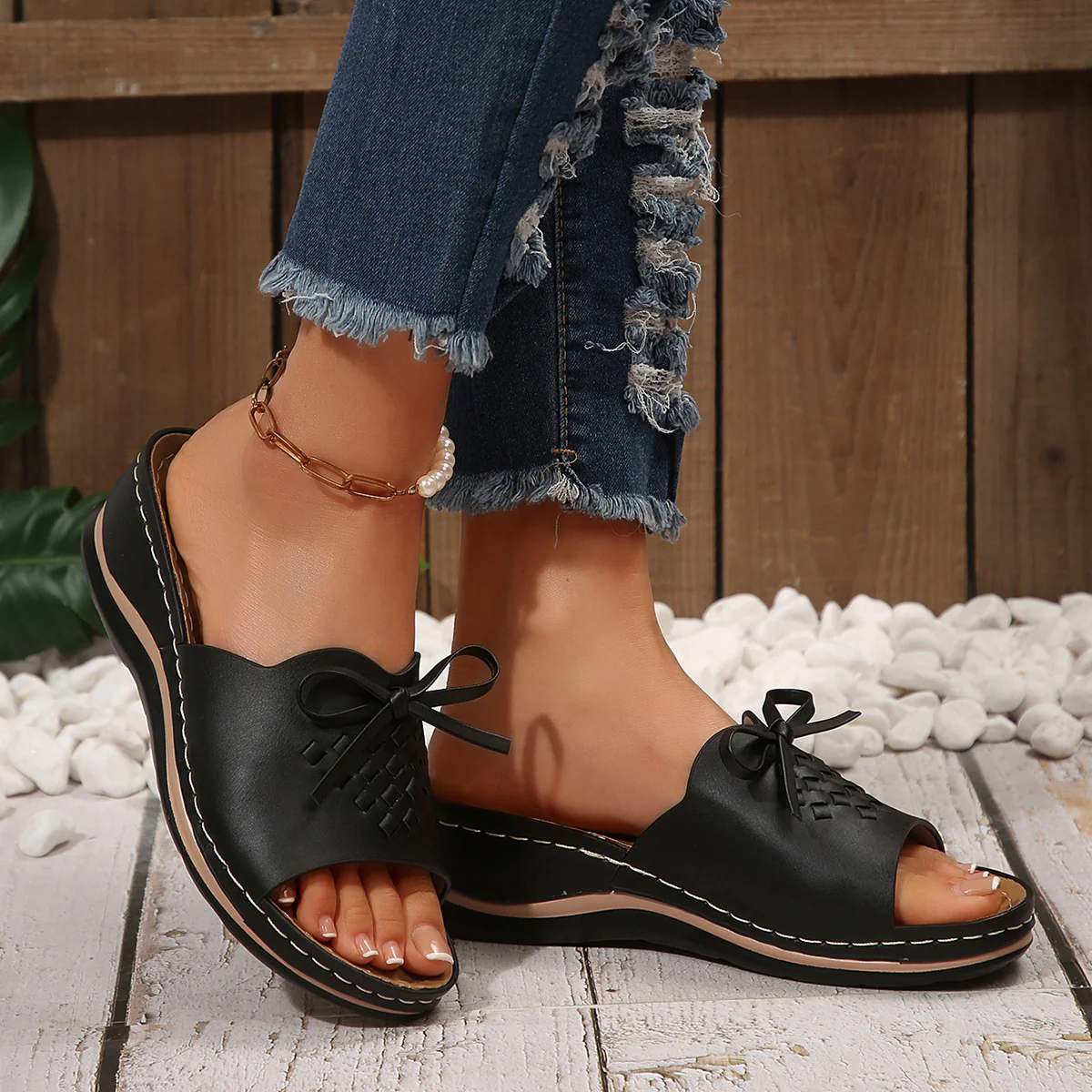 Damen Riemchen-Sandalen mit geflochtenem Design und komfortablem Fußbett R&B - Image 10