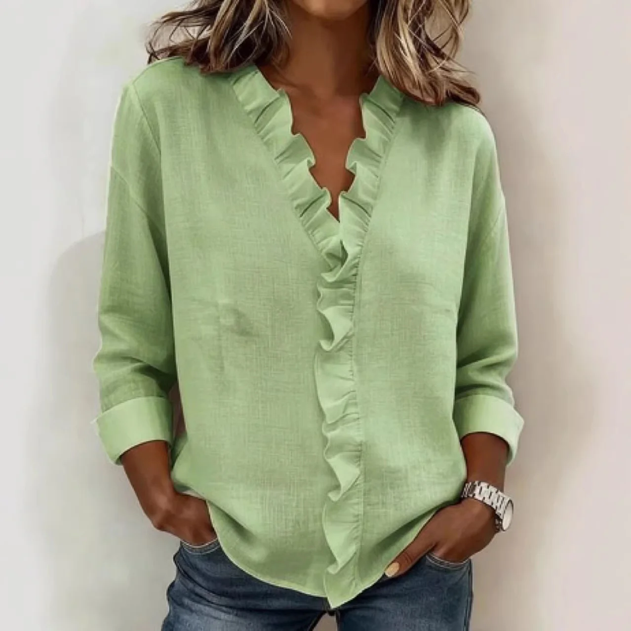 Damen romantische Bluse mit Rüschendetails und V-Ausschnitt R&B - Image 9