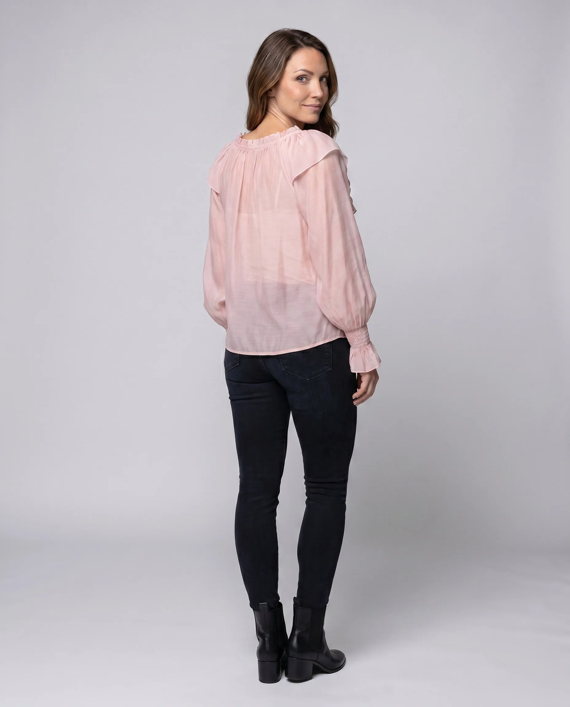 Damen Rüschenbluse mit tailliertem Schnitt und dekorativen Knöpfen R&B - Image 4