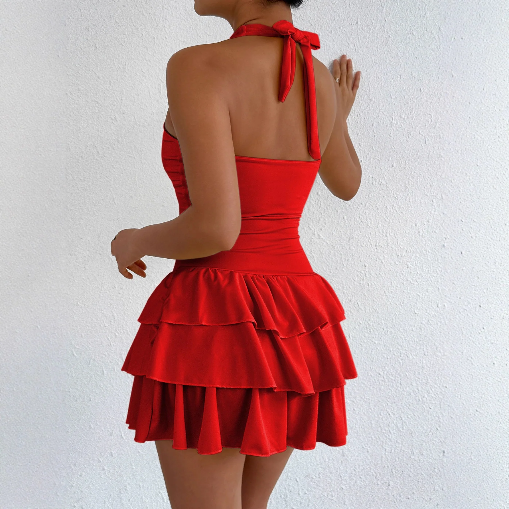 Damen Rüschenkleid mit trägerlosem Design und Figur formendem Schnitt R&B - Image 3