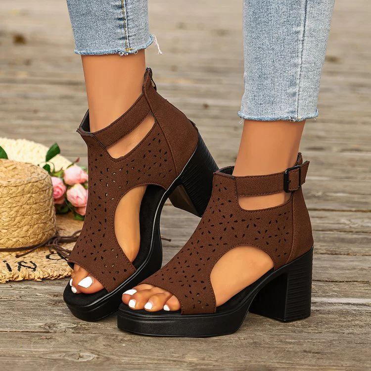 Damen Sandaletten mit Schnittdetails und Blockabsatz R&B - Image 6