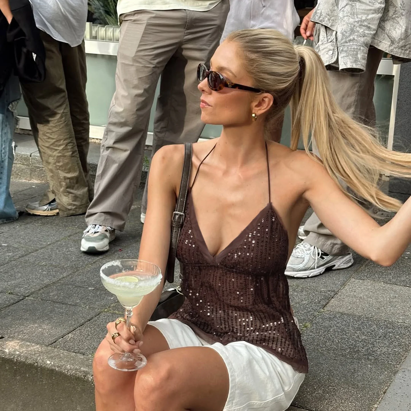 Damen schickes Top mit funkelnden Pailletten und verstellbarem Träger R&B - Image 3
