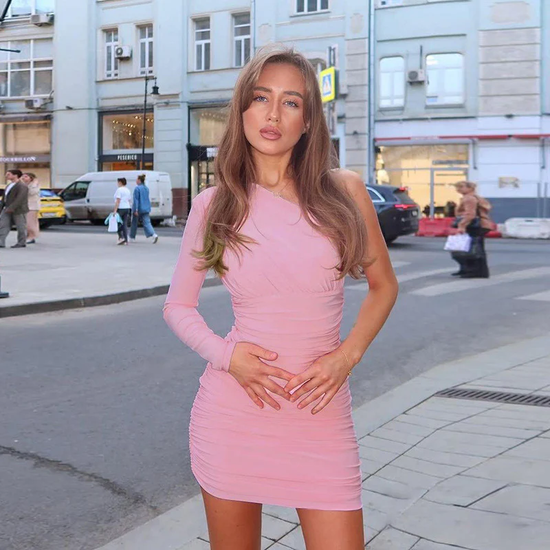 Damen schulterfreies Minikleid mit Rüschendetails und asymmetrischem Ausschnitt R&B - Image 3
