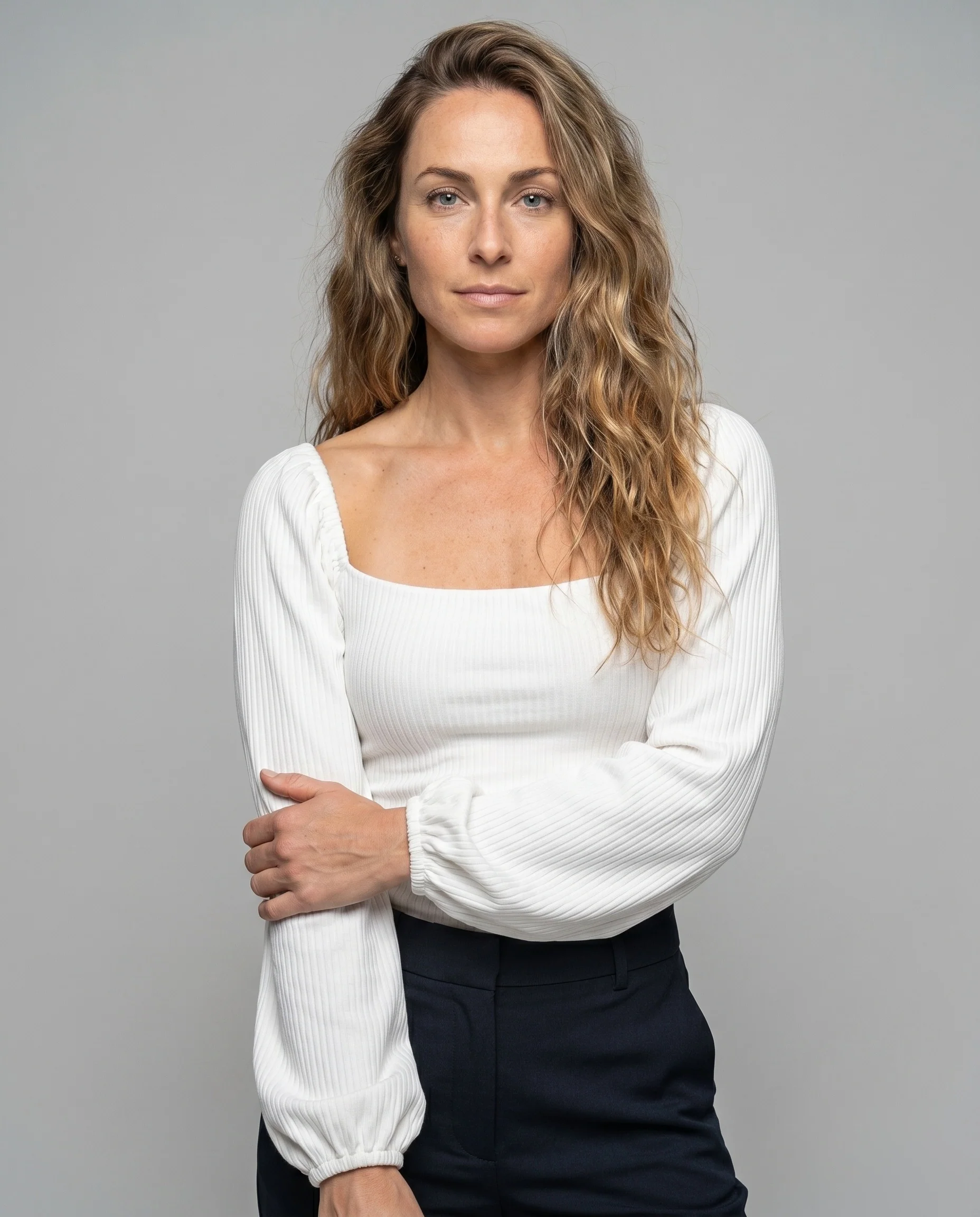 Damen schulterfreies Oberteil mit Puffärmeln und Rippstruktur - Image 2