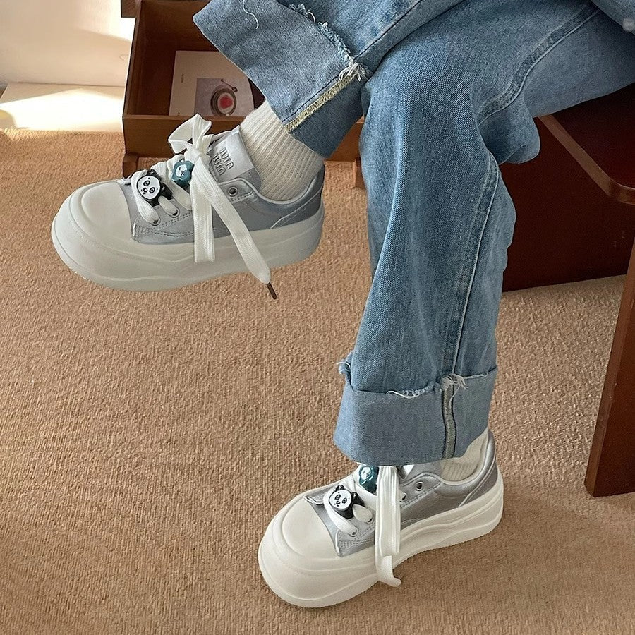 Damen Sneaker mit einzigartigem Design und dekorativen Schnürakzenten R&B - Image 3