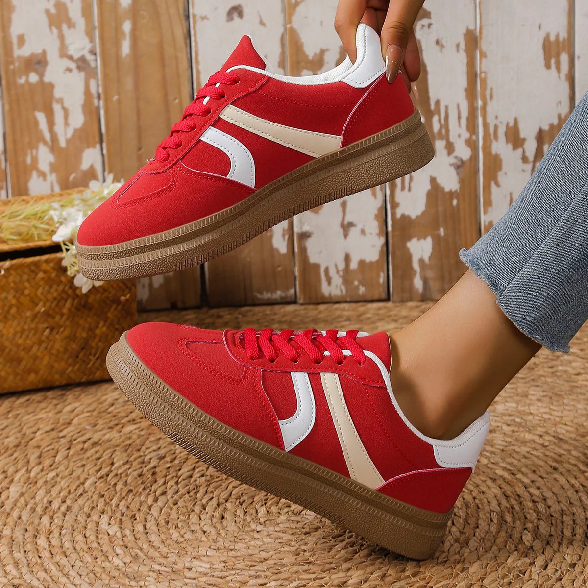 Damen Sneaker mit modischem Obermaterial und rutschfester Sohle R&B - Image 2
