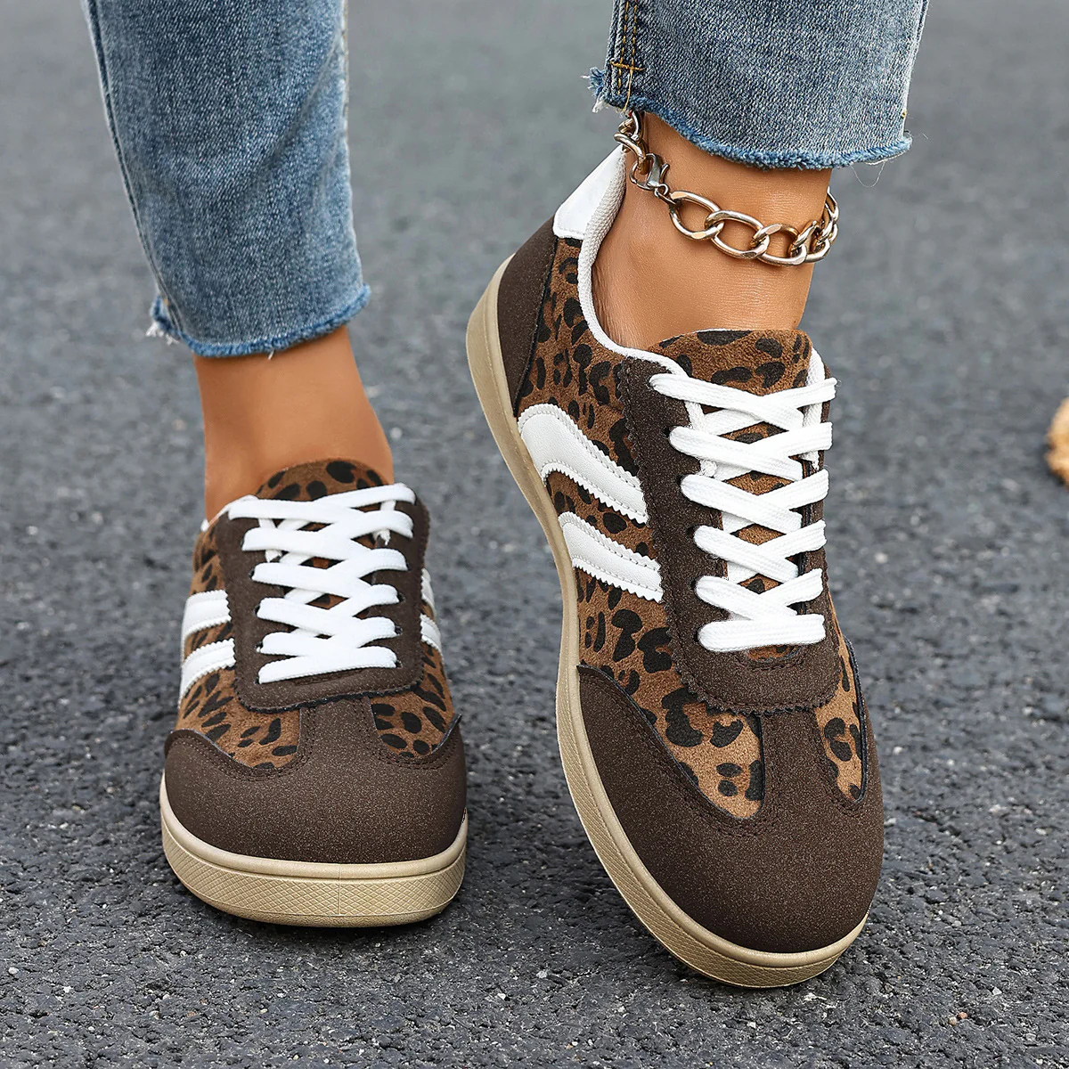 Damen Sneakers im Leopardenmuster mit bequemer Sohle R&B - Image 2
