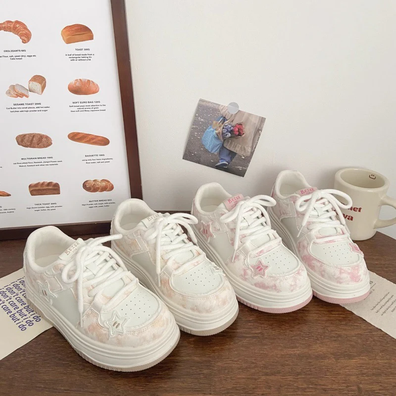 Damen Sneakers mit verspielten Sternen-Applikationen und dämpfender Sohle R&B - Image 4