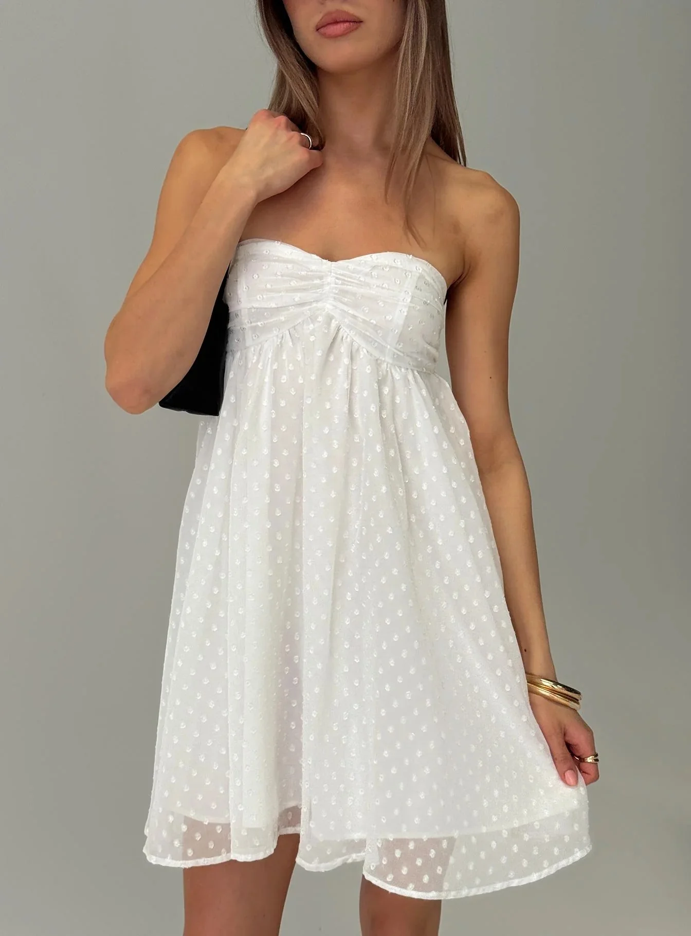 Damen Sommerliches Bandeau-Kleid mit zarten Punkten und luftiger Silhouette R&B - Image 6
