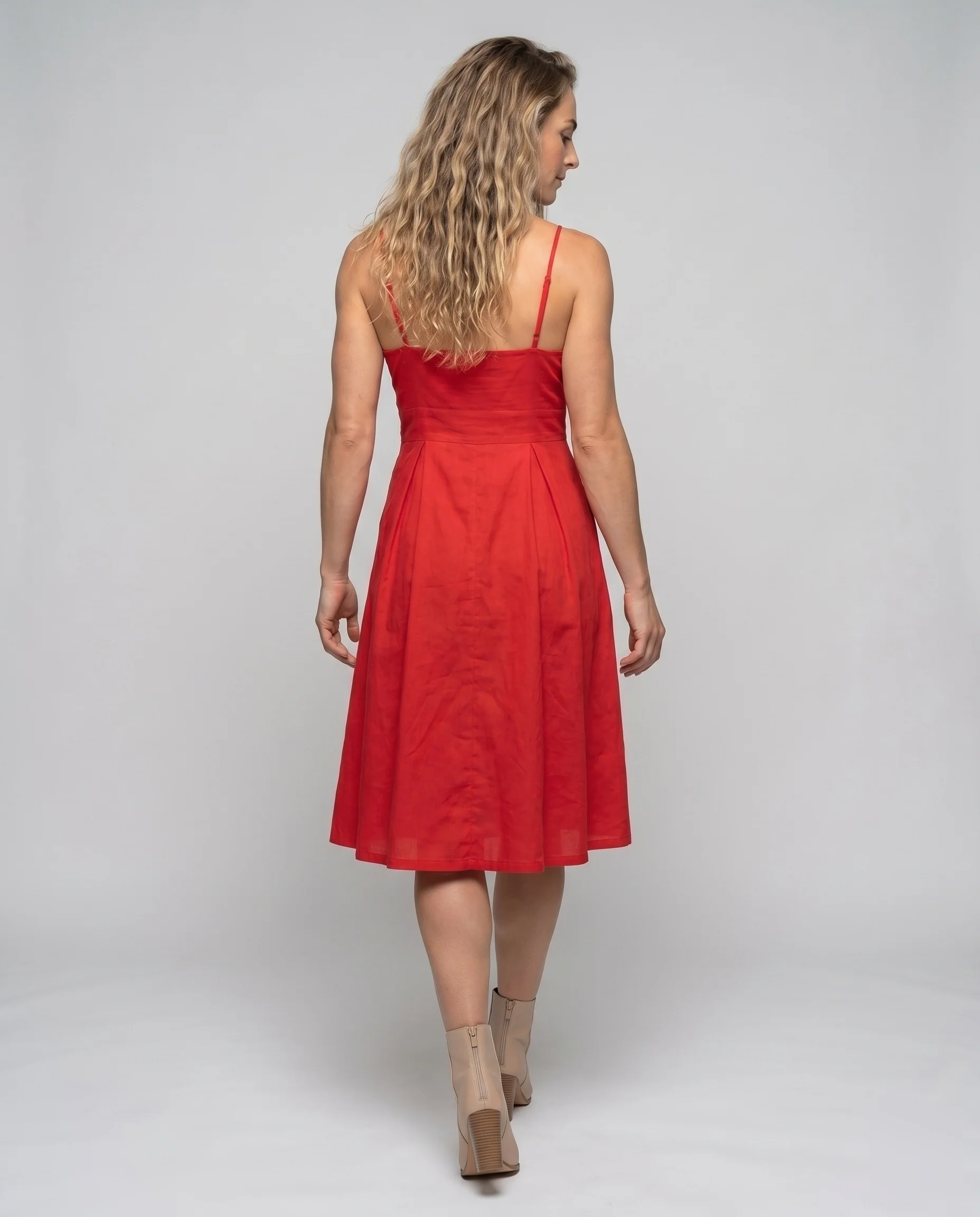 Damen Sommerliches Kleid mit raffiniertem Cut-Out und verspieltem Knoten - Image 4