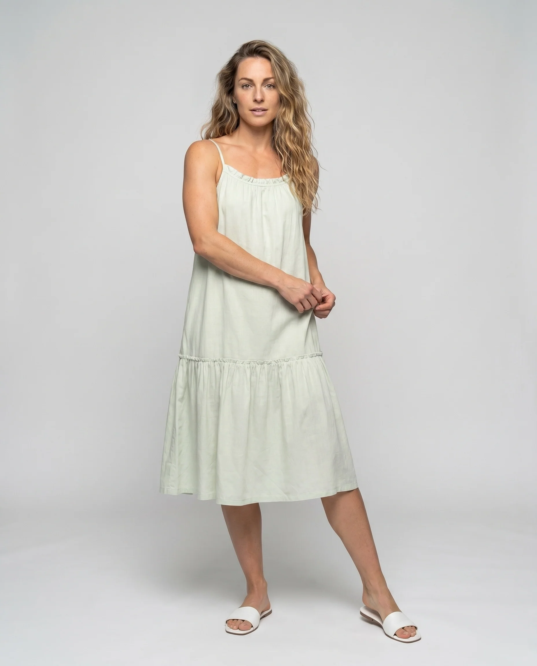 Damen Sommerliches Maxikleid mit raffiniertem Taillenband