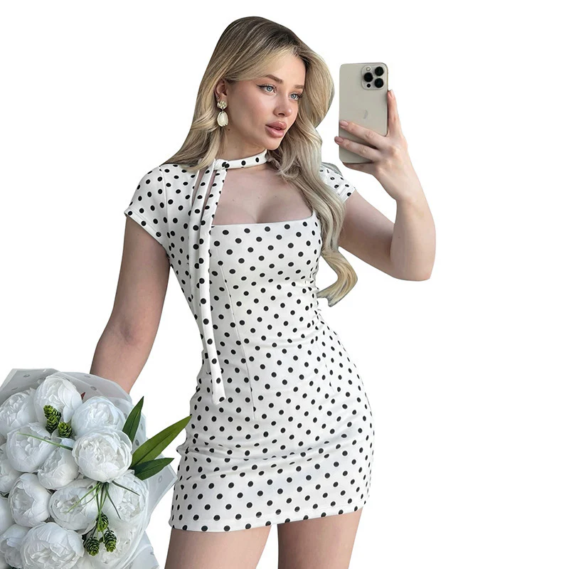 Damen Sommerliches Polka-Dot Kleid mit knöpfbarem Ausschnitt und schmalem Schnitt R&B - Image 5