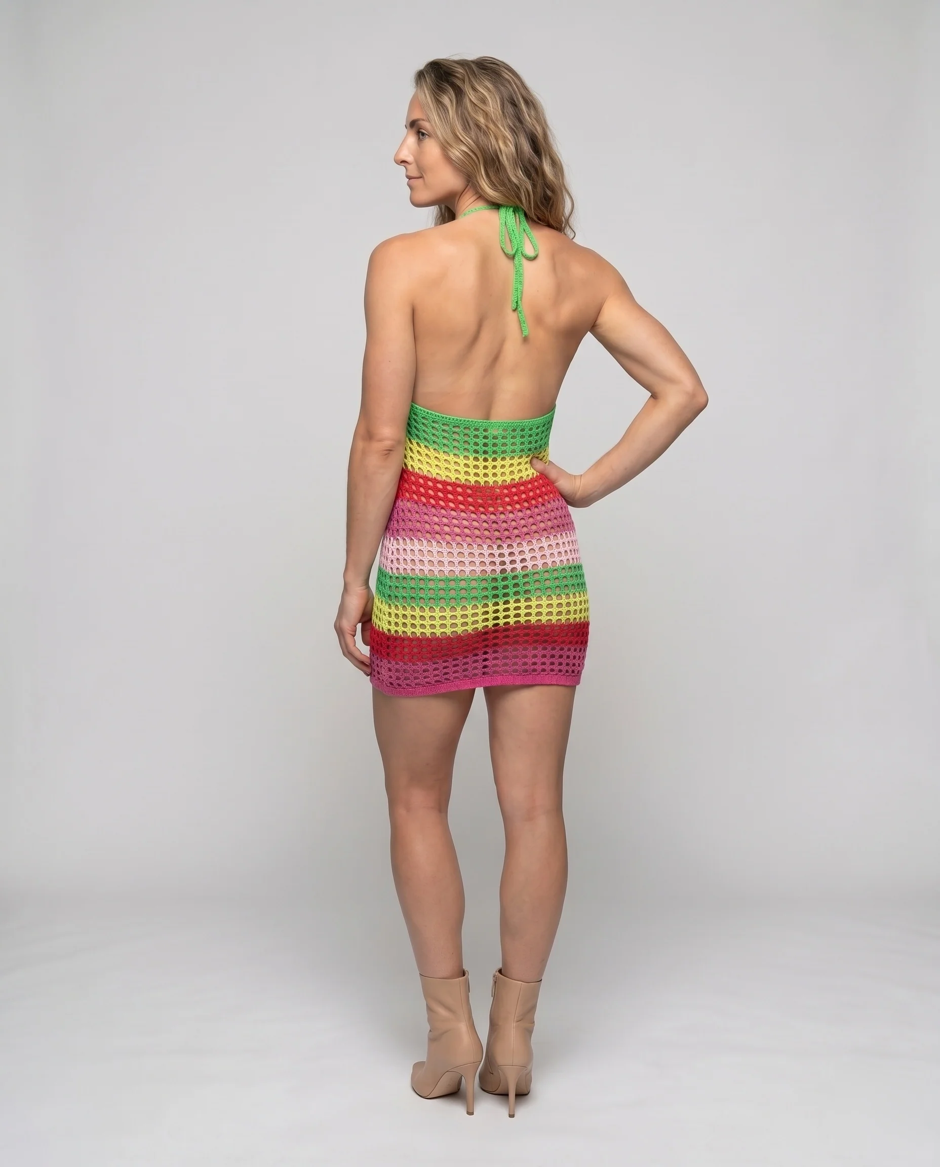 Damen Sommerliches Strickkleid mit V-Ausschnitt und Netzdesign - Image 4