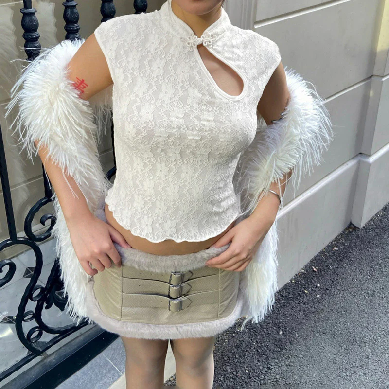 Damen Spitzenoberteil mit hochgeschlossenem Kragen und floralem Design R&B - Image 3