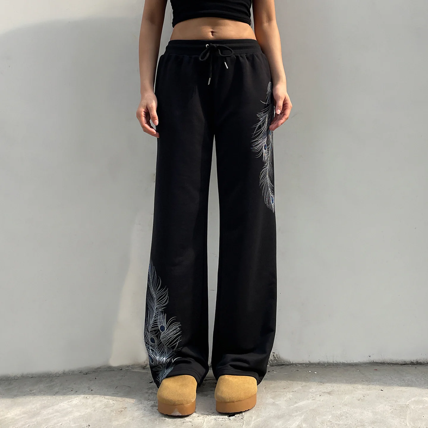 Damen Sporthose mit feinem Pfauenfeder-Druck R&B - Image 4
