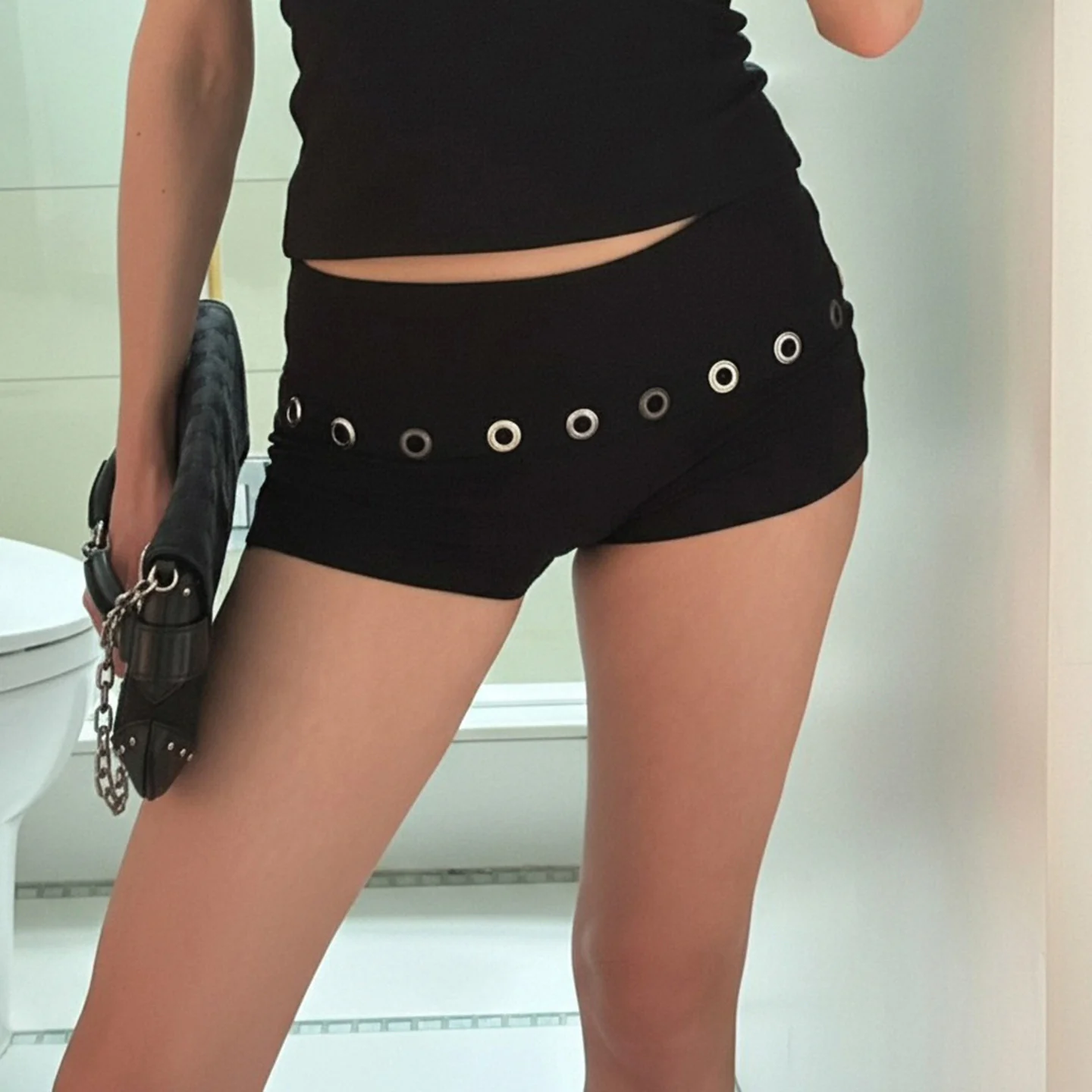 Damen Sportliche Shorts mit kontrastierendem Bund und eleganten Ösen Heidi-Mode - Image 3
