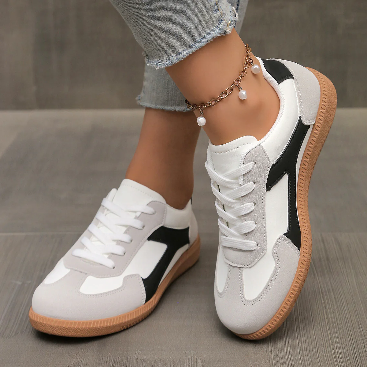 Damen sportliche Sneakers im Retro-Stil mit atmungsaktiver Oberflächenstruktur und rutschfester Sohle Heidi-Mode - Image 3