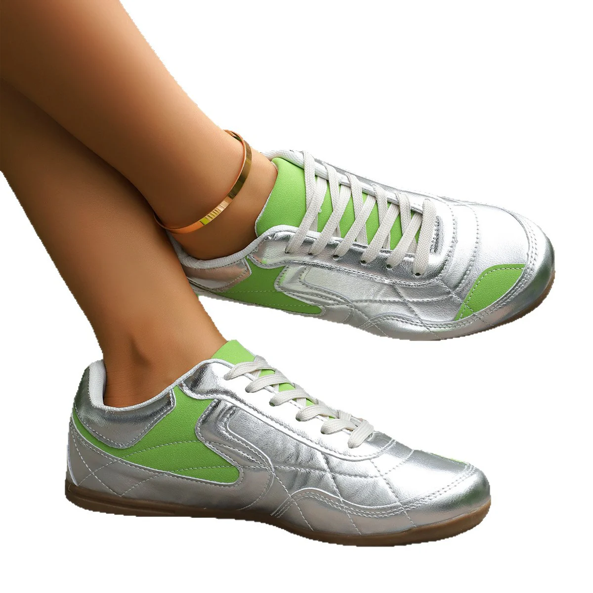Damen Sportliche Sneakers im trendigen Retro-Design R&B - Image 5