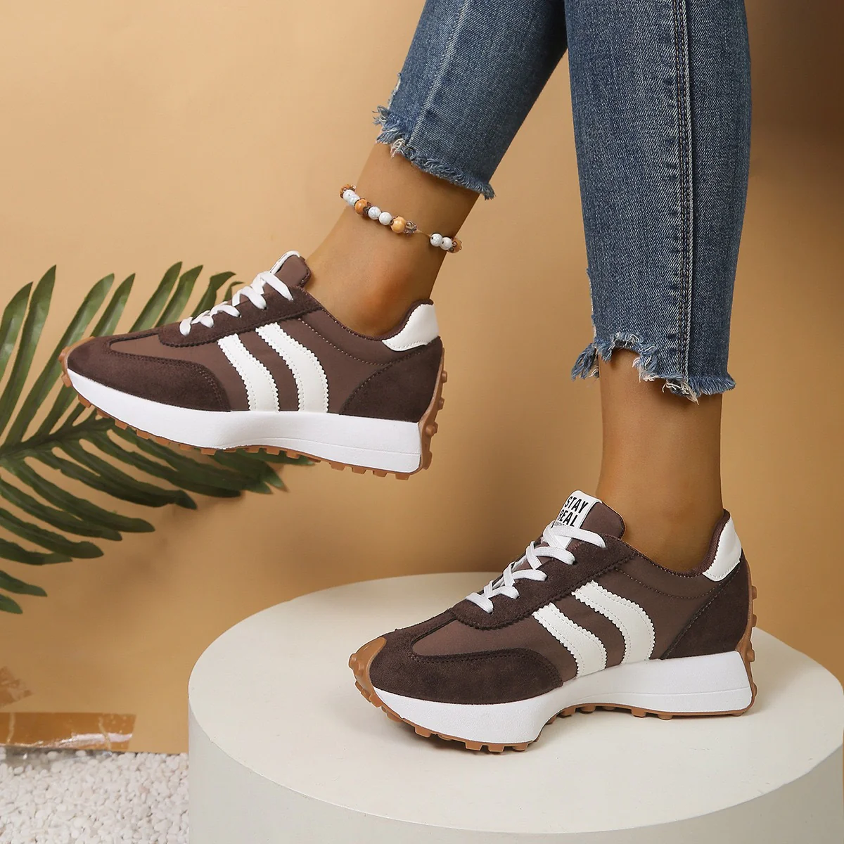 Damen Sportliche Sneakers mit rutschfester Sohle und atmungsaktivem Obermaterial R&B - Image 9