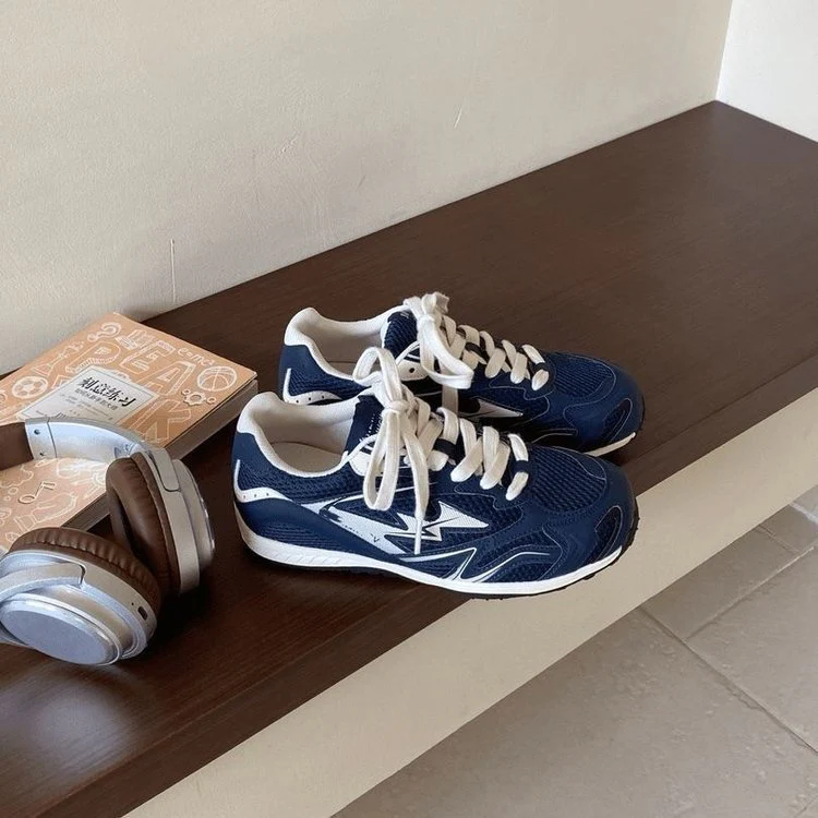 Damen Sportschuhe mit atmungsaktivem Mesh-Obermaterial und dämpfender Sohle R&B - Image 2