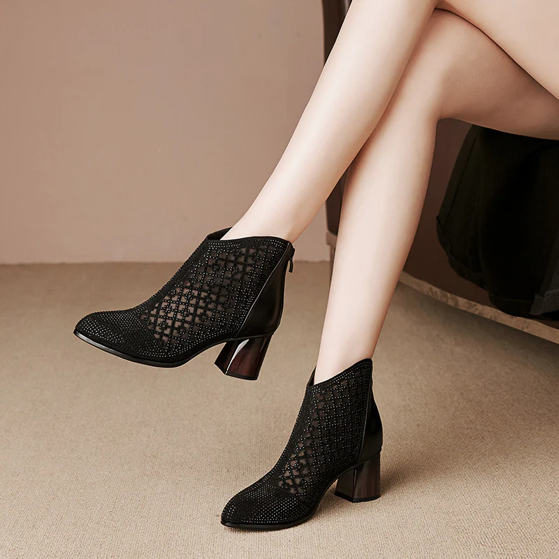 Damen Stiefeletten im Boho-Stil mit Akzentnieten R&B - Image 3