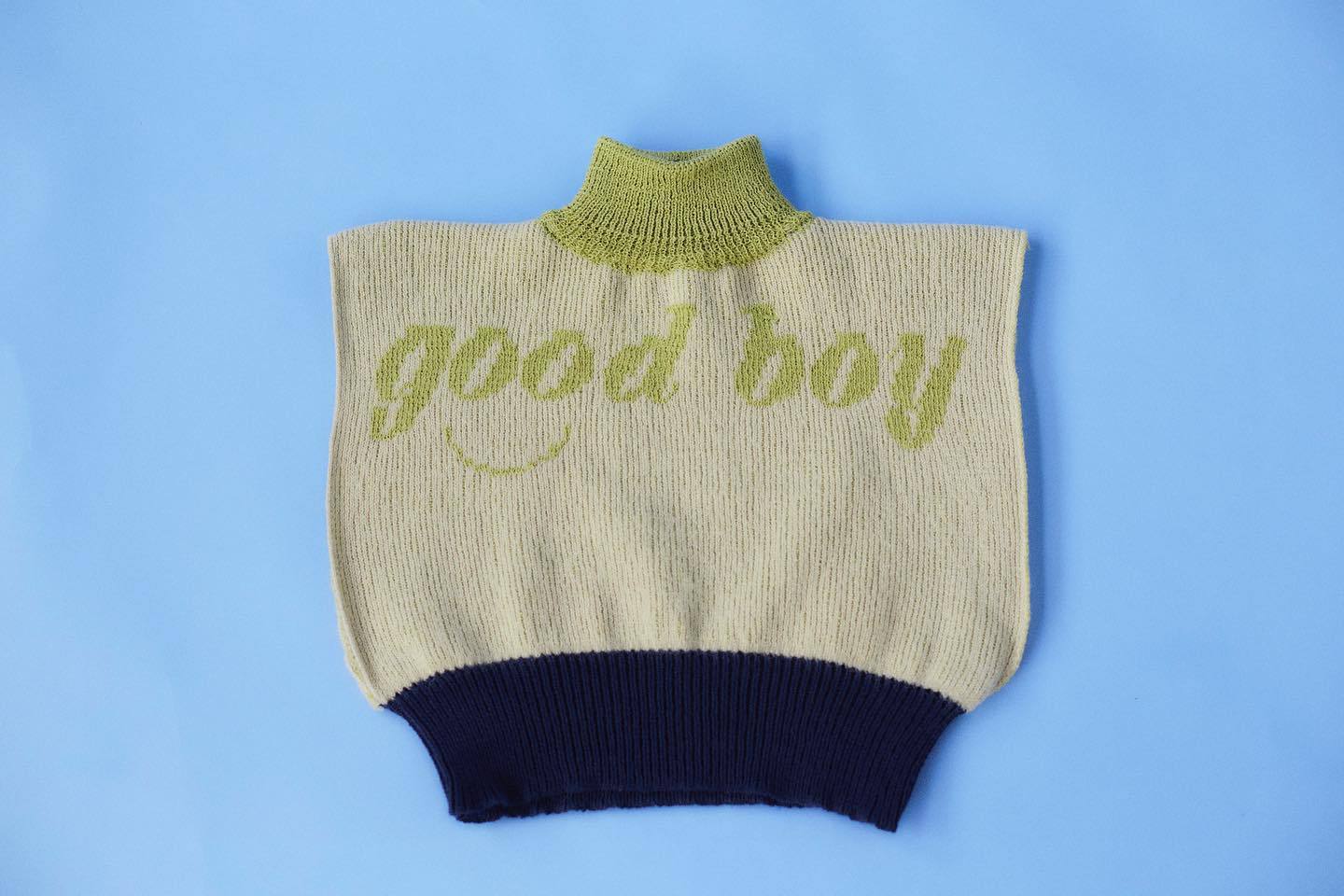 Damen stylischer Strickpullover mit modernem Rollkragen und einzigartigem Schriftzug R&B - Image 7