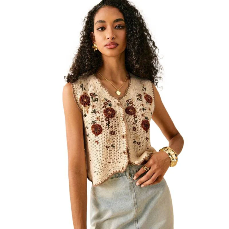 Damen Strickjacke mit floralen Stickereien und Knopfdetails R&B - Image 4