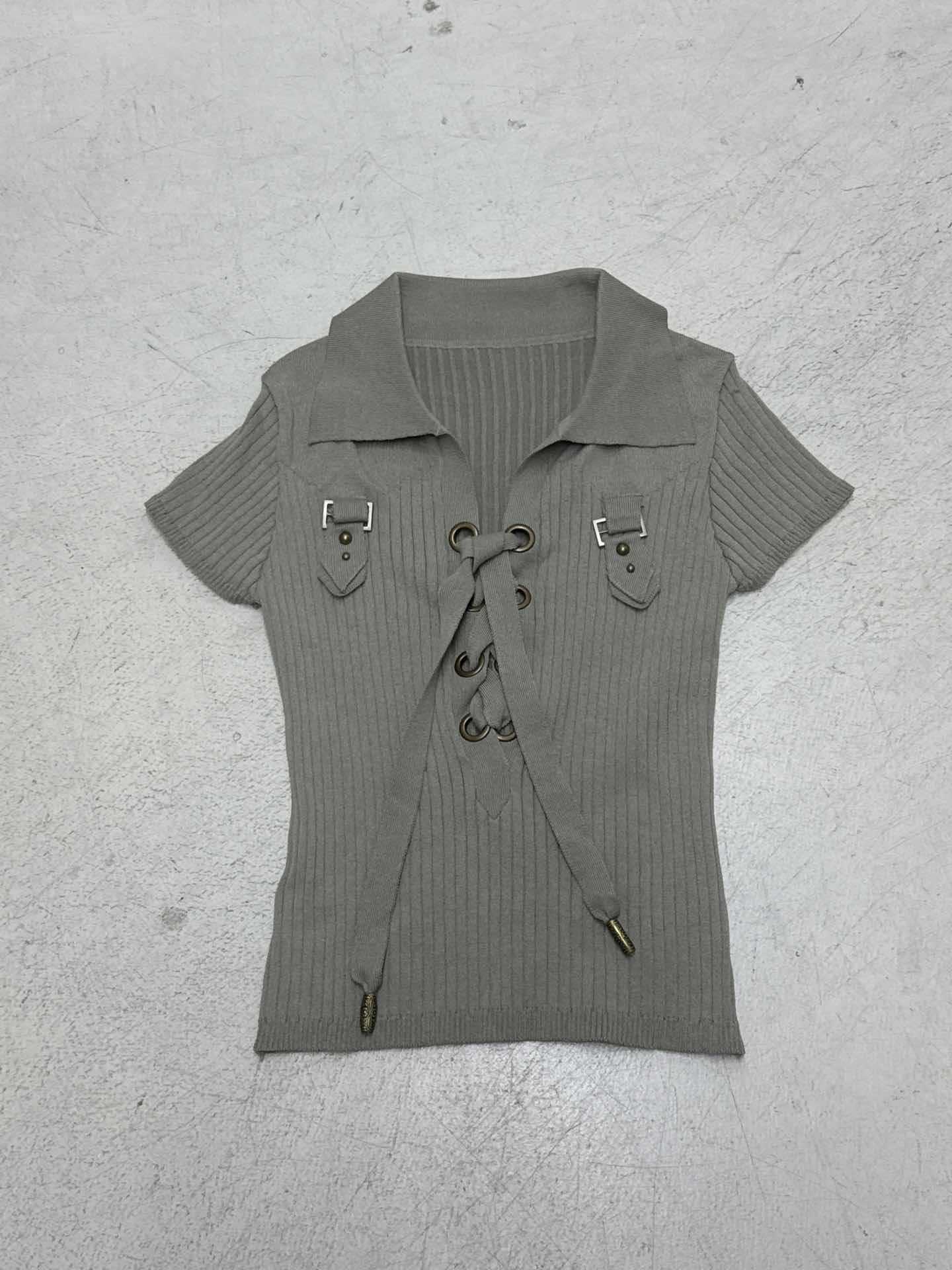 Damen Strickoberteil mit kontrastierendem Schnürdesign und kurzen Ärmeln R&B - Image 6