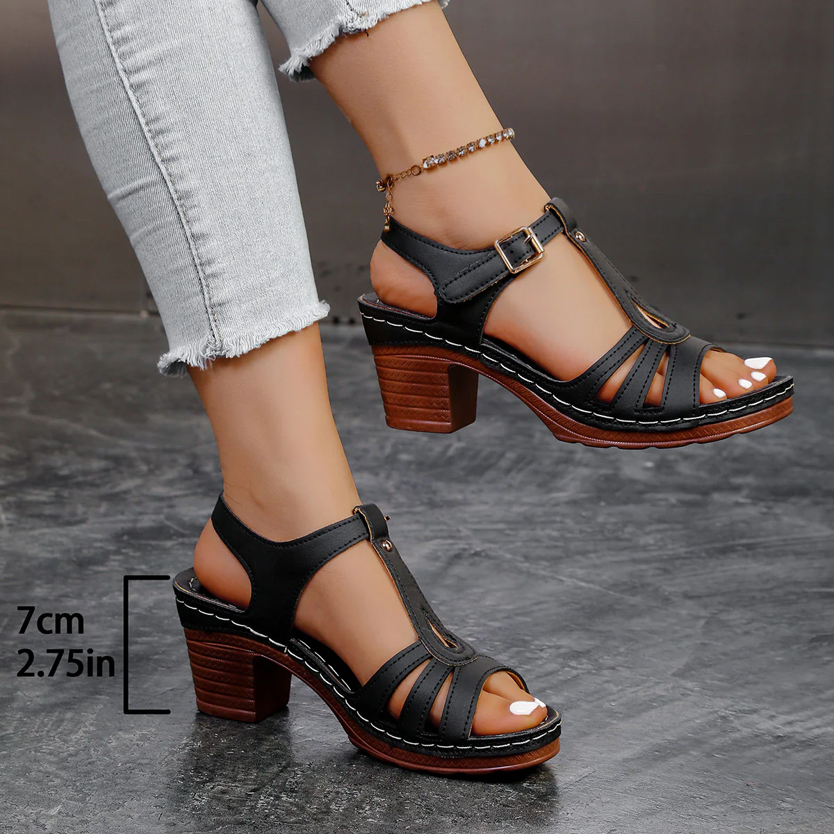 Damen T-Strap Absatzsandalen mit geflochtener Sohle und Pseudo-Leder Heidi-Mode - Image 9