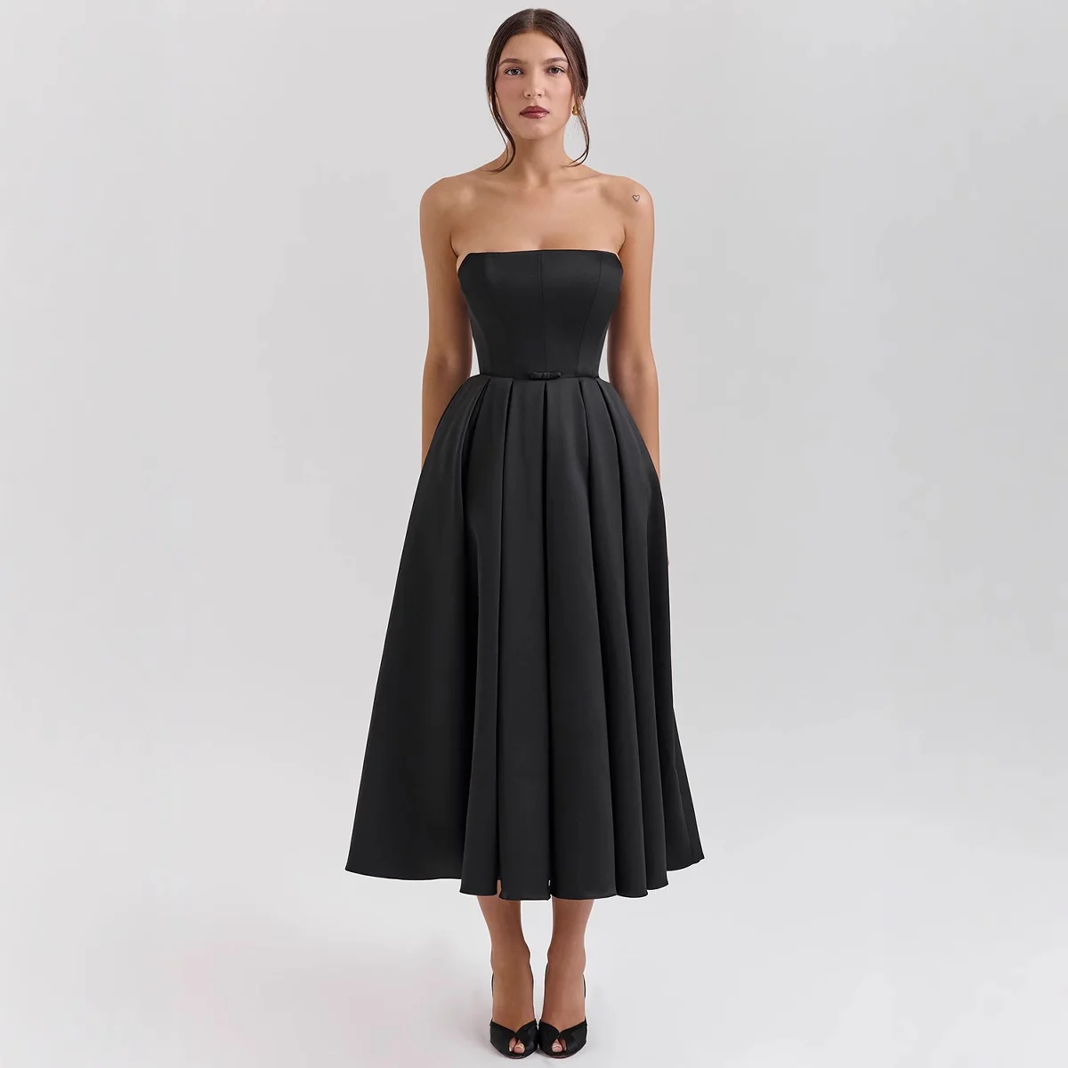 Damen Taillesenkende Midi-Kleid mit schulterfreiem Design und eleganter Faltenstruktur R&B - Image 3