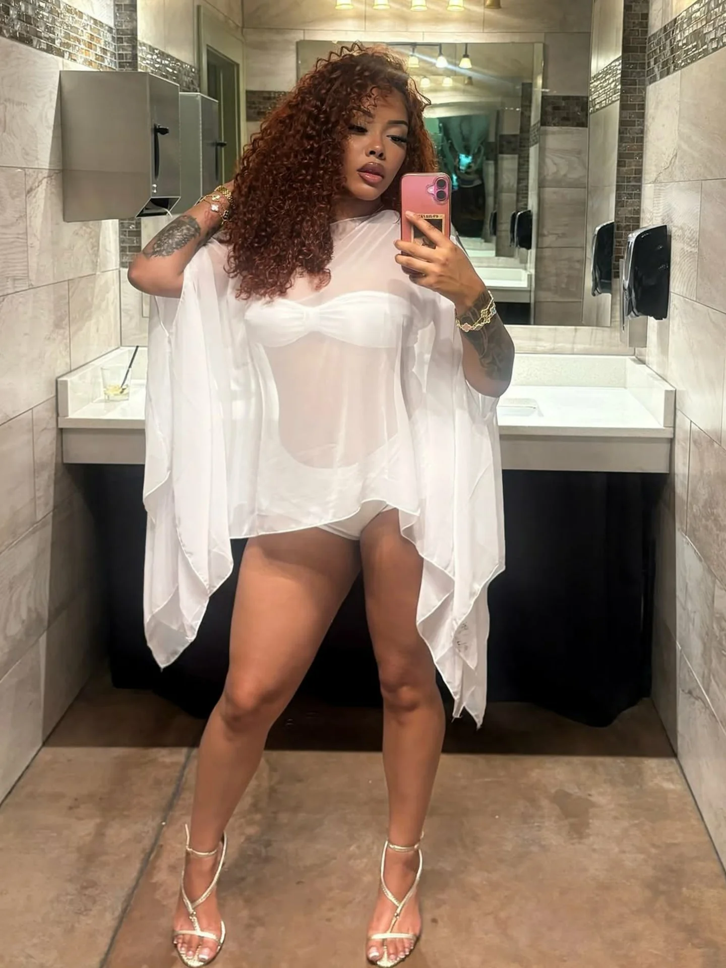 Damen transparenter Kaftan mit elegantem Schnitt und fließendem Stoff R&B - Image 6
