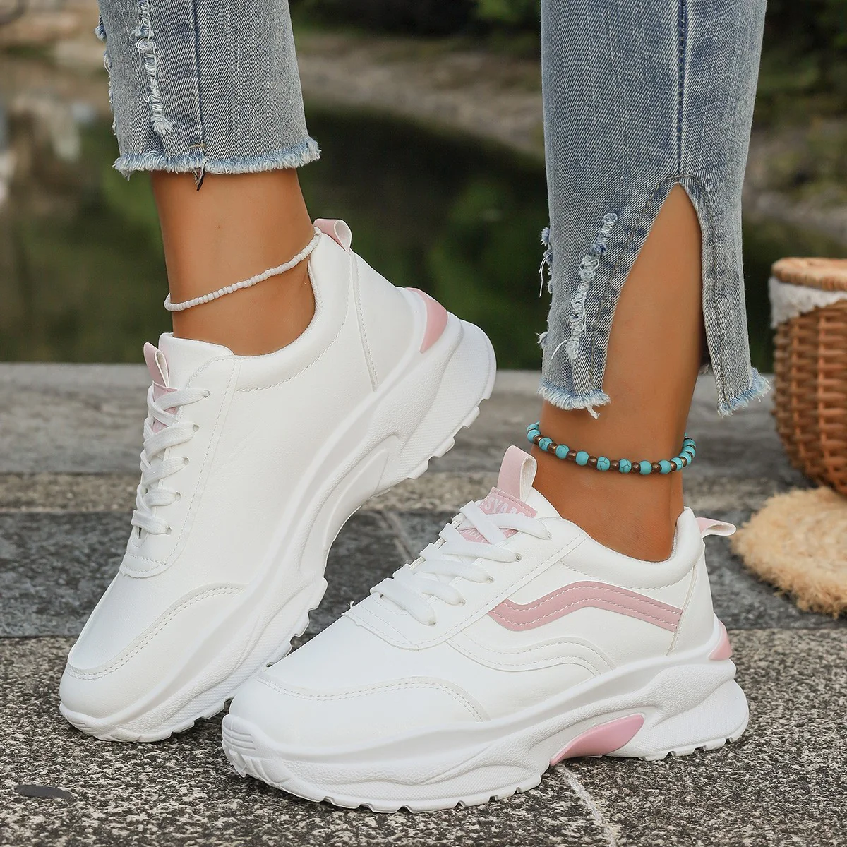 Damen Trendige Fitness-Sneaker mit gepolsterter Laufsohle R&B - Image 2