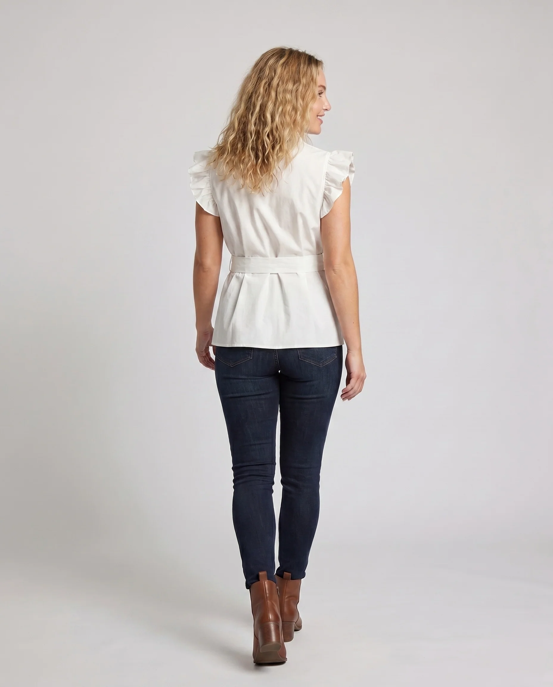 Damen Verspielte Bluse mit Rüschendetails und Taillenband R&B - Image 4