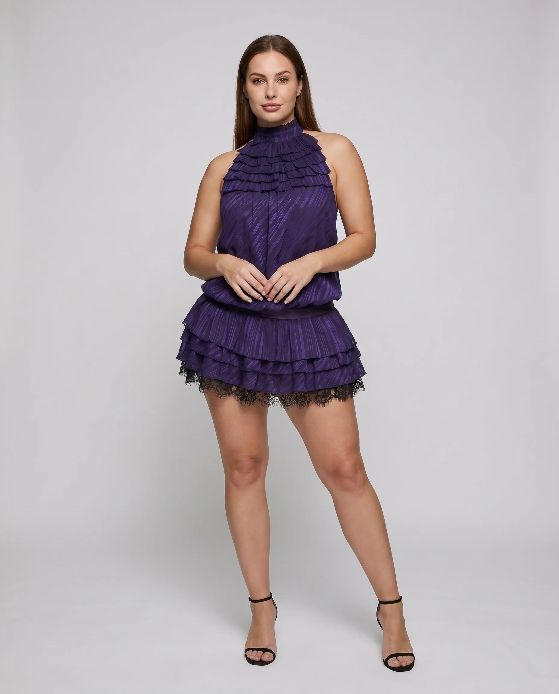 Damen Verspieltes Top mit Rüschendetails und schicker Neckholder-Form