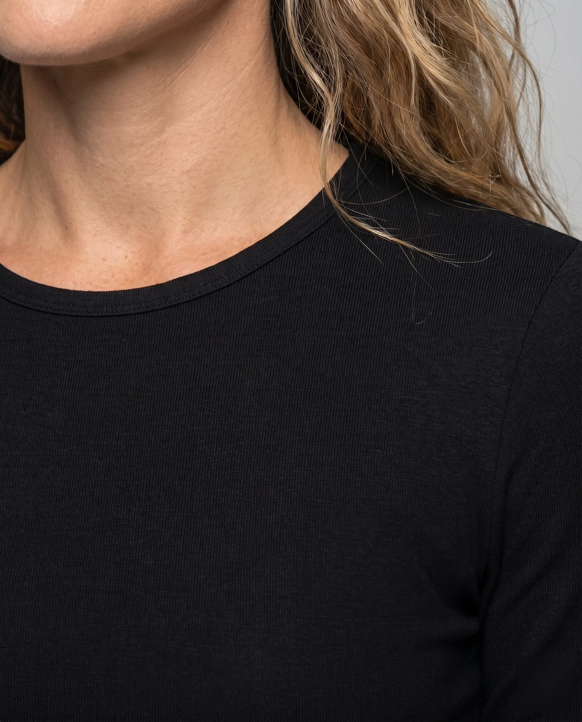 Damen Weit geschnittener Midirock mit schwingendem Saum und seitlichem Schlitz - Image 2