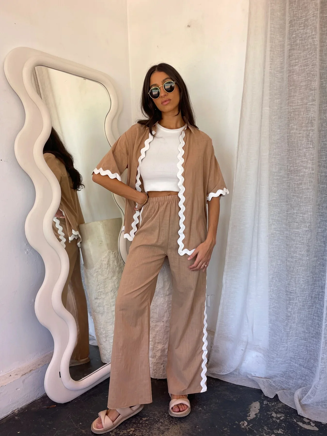 Damen Zweiteiler Set mit frischem Leinenstoff und dekorativem gewelltem Saum R&B - Image 8